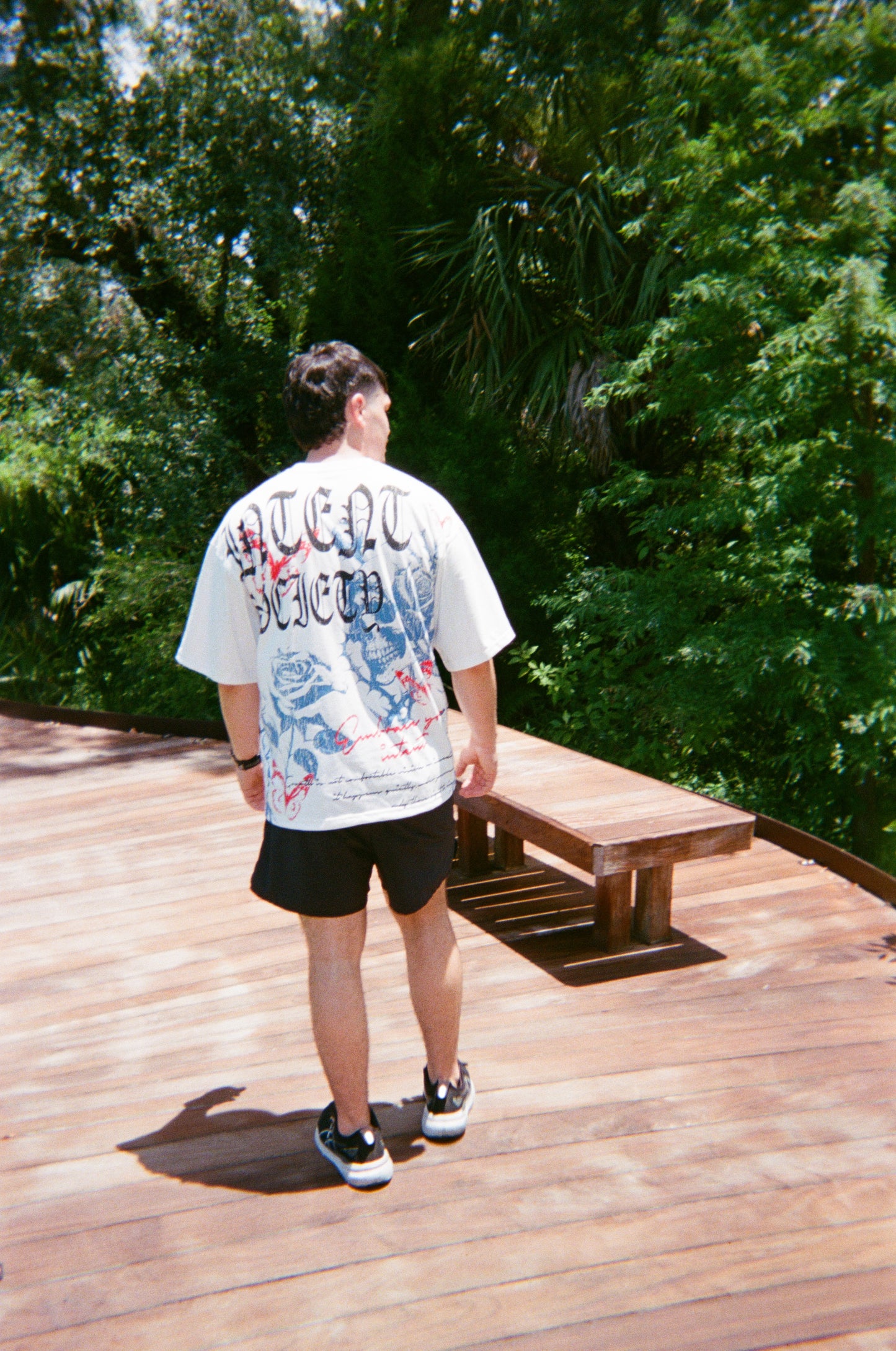 Rooted Tee Oversized